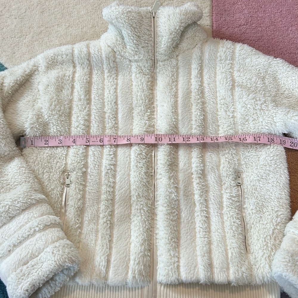 Athleta Willow Fleece Ivory Cozy Soft Full Zip Fuzzy Jacket Size XXS - Picture 6 of 17